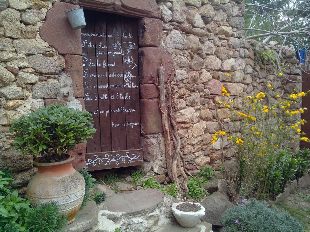 Bed and Breakfast Le Clos De La Source à Le Bousquet-d'Orb Extérieur photo