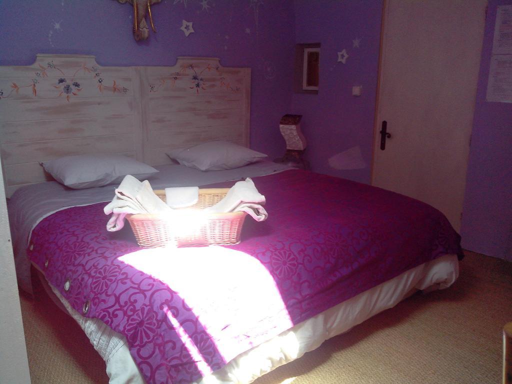 Bed and Breakfast Le Clos De La Source à Le Bousquet-d'Orb Chambre photo