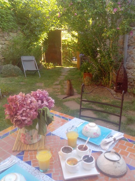 Bed and Breakfast Le Clos De La Source à Le Bousquet-d'Orb Extérieur photo