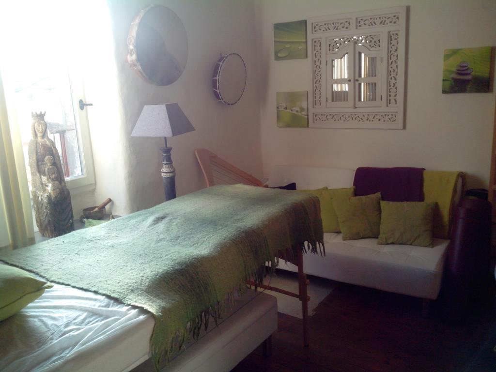 Bed and Breakfast Le Clos De La Source à Le Bousquet-d'Orb Extérieur photo